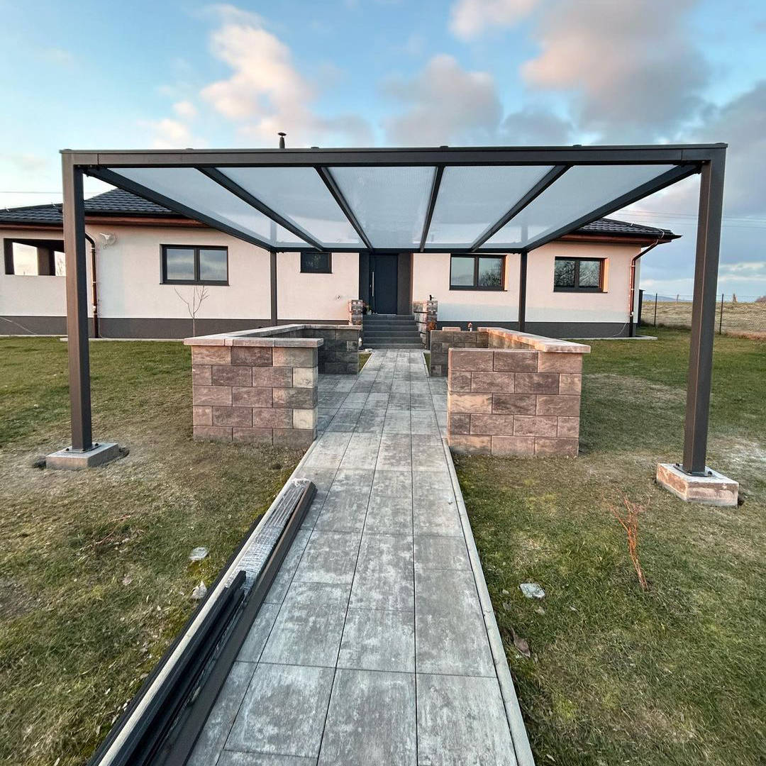 Pergola na zahradu